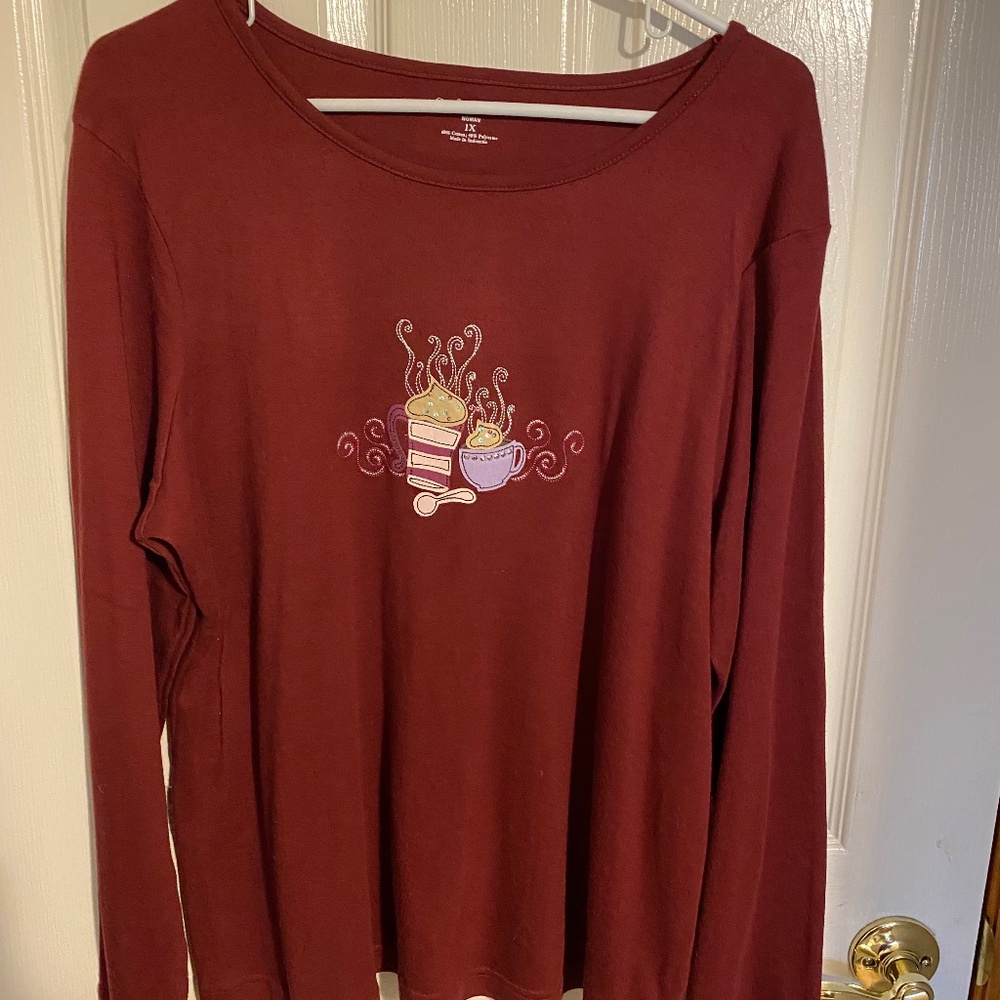 Women’s Croft &Barrow Long Sleeved Shirt 1X